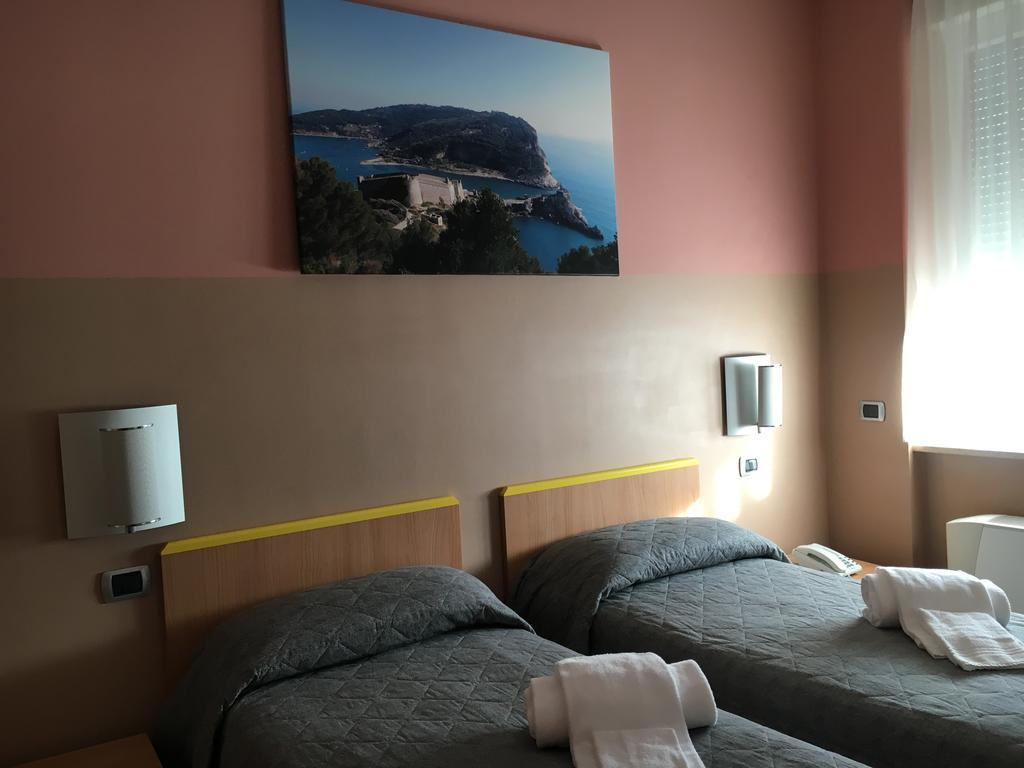 Hh Il Gabbiano Hotell La Spezia Eksteriør bilde