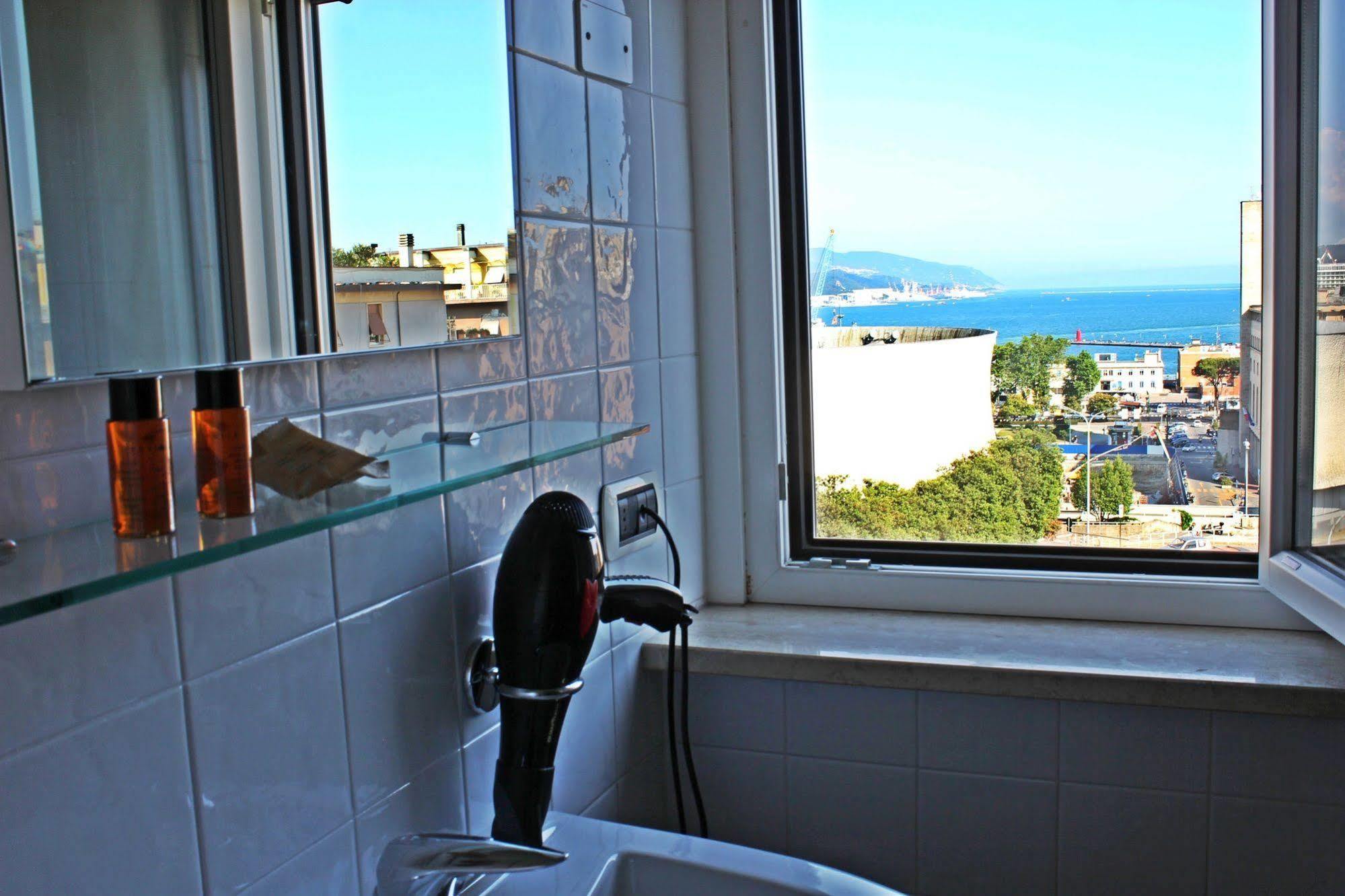 Hh Il Gabbiano Hotell La Spezia Eksteriør bilde
